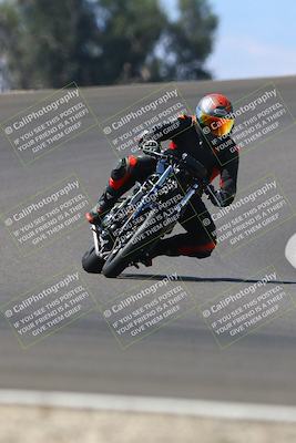 media/Sep-21-2025-TrackDaz (Sun) [[277c75b276]]/B Group/1220pm (Turn 2)/